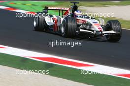 09.09.2006 Monza, Italy,  Jenson Button (GBR), Honda Racing F1 Team, RA106 - Formula 1 World Championship, Rd 15, Italian Grand Prix, Saturday Qualifying