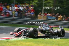 09.09.2006 Monza, Italy,  Pedro de la Rosa (ESP), McLaren Mercedes, MP4-21 - Formula 1 World Championship, Rd 15, Italian Grand Prix, Saturday Practice