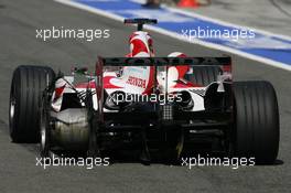 09.09.2006 Monza, Italy,  Sakon Yamamoto (JPN), Super Aguri F1 Team, SA06, Tyre failure - Formula 1 World Championship, Rd 15, Italian Grand Prix, Saturday Qualifying