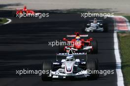 09.09.2006 Monza, Italy,  Nick Heidfeld (GER), BMW Sauber F1 Team, Felipe Massa (BRA), Scuderia Ferrari - Formula 1 World Championship, Rd 15, Italian Grand Prix, Saturday Qualifying