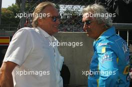 09.09.2006 Monza, Italy,  Mansour Ojeh, Commercial Director of the TAG McLaren with Flavio Briatore (ITA), Renault F1 Team, Team Chief, Managing Director - Formula 1 World Championship, Rd 15, Italian Grand Prix, Saturday