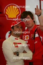 09.09.2006 Monza, Italy,  Felipe Massa (BRA), Scuderia Ferrari and Rob Smedly, (GBR), Felipe Massa Ferrari Engineer - Formula 1 World Championship, Rd 15, Italian Grand Prix, Saturday Practice