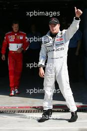 09.09.2006 Monza, Italy,  Kimi Raikkonen (FIN), Räikkönen, McLaren Mercedes and Michael Schumacher (GER), Scuderia Ferrari - Formula 1 World Championship, Rd 15, Italian Grand Prix, Saturday Qualifying