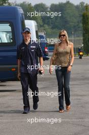 07.09.2006 Monza, Italy,  Alexander Wurz (AUT), Test Driver, Williams F1 Team with his wife - Formula 1 World Championship, Rd 15, Italian Grand Prix, Thursday