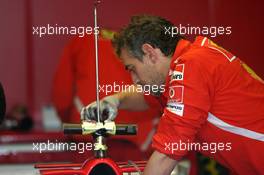 12.01.2006 Jerez, Spain,  Scuderia Ferrari, Mechanic preparing measuring system - Formula One Testing