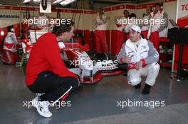 10.01.2006 Jerez, Spain,  Peter Neururer (GER), Trainer of german soccer club Hannover 96, with Ralf Schumacher (GER), Toyota Racing - Formula One Testing