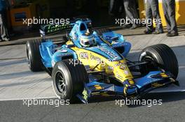 10.01.2006 Jerez, Spain,  Giancarlo Fisichella (ITA), Renault F1 Team, testing the new R26 - Formula One Testing