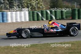 10.01.2006 Jerez, Spain,  David Coulthard (GBR), Red Bull Racing, driving the new RB2 - Formula One Testing