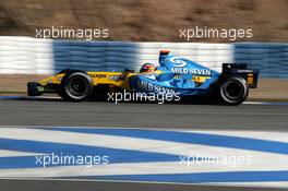 11.01.2006 Jerez, Spain,  Fernando Alonso (ESP), Renault F1 Team in the old R25 - Formula One Testing