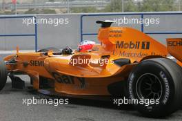 11.01.2006 Jerez, Spain,  Gary Paffet (GBR), Test Driver, in an interim Orange McLaren Mercedes - Formula One Testing