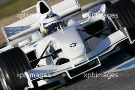 11.01.2006 Jerez, Spain,  Nick Heidfeld (GER), BMW Sauber F1 Team, in a totally white car - Formula One Testing
