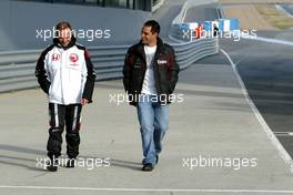 08.02.2006 Jerez, Spain,  Rubens Barrichello (BRA), Honda Racing F1 Team, Juan-Pablo Montoya (COL),  McLaren Mercedes