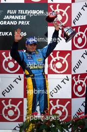 08.10.2006 Suzuka, Japan,  3rd place Giancarlo Fisichella (ITA), Renault F1 Team - Formula 1 World Championship, Rd 17, Japanese Grand Prix, Sunday Podium