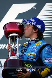 08.10.2006 Suzuka, Japan,  Fernando Alonso (ESP), Renault F1 Team - Formula 1 World Championship, Rd 17, Japanese Grand Prix, Sunday Podium