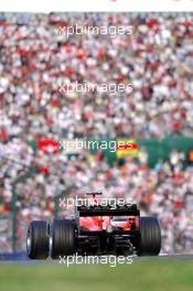 08.10.2006 Suzuka, Japan,  Tiago Monteiro (POR), Spyker MF1 Racing, Toyota M16 - Formula 1 World Championship, Rd 17, Japanese Grand Prix, Sunday Race