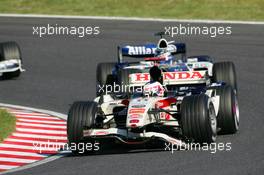 08.10.2006 Suzuka, Japan,  Rubens Barrichello (BRA), Honda Racing F1 Team, RA106  - Formula 1 World Championship, Rd 17, Japanese Grand Prix, Sunday Race