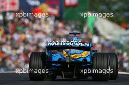 07.10.2006 Suzuka, Japan,  Fernando Alonso (ESP), Renault F1 Team, R26 - Formula 1 World Championship, Rd 17, Japanese Grand Prix, Saturday Qualifying