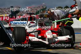 07.10.2006 Suzuka, Japan,  Jarno Trulli (ITA), Toyota Racing - Formula 1 World Championship, Rd 17, Japanese Grand Prix, Saturday Practice