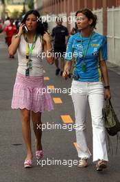 26.05.2006 Monte Carlo, Monaco,  Girl in the Paddock - Formula 1 World Championship, Rd 7, Monaco Grand Prix, Friday