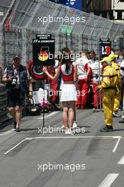 28.05.2006 Monte Carlo, Monaco,  Michael Schumacher (GER), Scuderia Ferrari empty grid position as he started from the pits - Formula 1 World Championship, Rd 7, Monaco Grand Prix, Sunday Pre-Race Grid