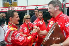 28.05.2006 Monte Carlo, Monaco,  Michael Schumacher (GER), Scuderia Ferrari and Ross Brawn (GBR), Scuderia Ferrari, Technical Director - Formula 1 World Championship, Rd 7, Monaco Grand Prix, Sunday Podium