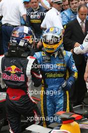 28.05.2006 Monte Carlo, Monaco,  David Coulthard (GBR), Red Bull Racing and Fernando Alonso (ESP), Renault F1 Team - Formula 1 World Championship, Rd 7, Monaco Grand Prix, Sunday Podium