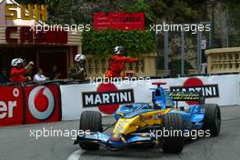 28.05.2006 Monte Carlo, Monaco,  Fernando Alonso (ESP), Renault F1 Team, in the new R26 - Formula 1 World Championship, Rd 7, Monaco Grand Prix, Sunday Race
