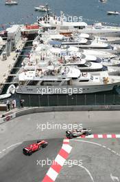 28.05.2006 Monte Carlo, Monaco,  Jenson Button (GBR), Honda Racing F1 Team and Michael Schumacher (GER), Scuderia Ferrari  - Formula 1 World Championship, Rd 7, Monaco Grand Prix, Sunday Race