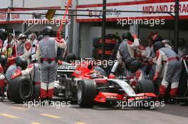 28.05.2006 Monte Carlo, Monaco,  PIT STOP of Christijan Albers (NED), Midland MF1 Racing - Formula 1 World Championship, Rd 7, Monaco Grand Prix, Sunday Race
