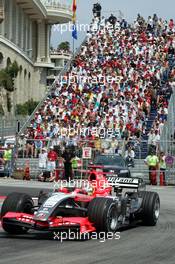 28.05.2006 Monte Carlo, Monaco,  Tiago Monteiro (PRT)  - Formula 1 World Championship, Rd 7, Monaco Grand Prix, Sunday Race