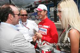 28.05.2006 Monte Carlo, Monaco,  Ralf Schumacher (GER), Toyota Racing, Cora Schumacher (GER), Wife of Ralf Schumacher and "Superman Returns" actor Kevin Spacey - Formula 1 World Championship, Rd 7, Monaco Grand Prix, Sunday