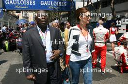 28.05.2006 Monte Carlo, Monaco,  Monaco, King Osagyefuo Amoatia Panin of Ghana, with, Slavica Ecclestone (SLO), Wife to Bernie Ecclestone  - Formula 1 World Championship, Rd 7, Monaco Grand Prix, Sunday