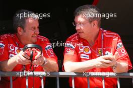 25.05.2006 Monte Carlo, Monaco,  Nigel Stepney (GBR), Scuderia Ferrari, Race technical manager & Ross Brawn (GBR), Scuderia Ferrari, Technical Director - Formula 1 World Championship, Rd 7, Monaco Grand Prix, Thursday