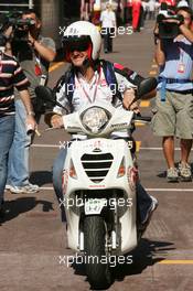 24.05.2006 Monte Carlo, Monaco,  Rubens Barrichello (BRA), Honda Racing F1 Team - Formula 1 World Championship, Rd 7, Monaco Grand Prix, Wednesday