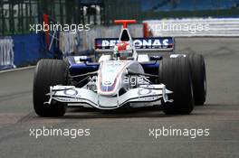 27.04.2006 Silverstone, England, Robert Kubica (POL), Test Driver, BMW Sauber F1 Team, F1.06