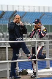 27.04.2006 Silverstone, England, Franz Tost (AUT), Scuderia Toro Rosso, Team Principal with Christian Klien (AUT), Red Bull Racing