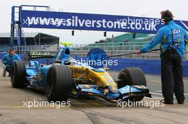 25.04.2006 Silverstone, England, Heikki Kovalainen (FIN), Test Driver, Renault F1 Team, www.xpb.cc, EMail: info@xpb.cc - copy of publication required for printed pictures. Every used picture is fee-liable. c Copyright: Davenport / xpb.cc