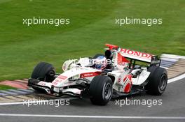 25.04.2006 Silverstone, England, Jenson Button (GBR), Honda Racing F1 Team, www.xpb.cc, EMail: info@xpb.cc - copy of publication required for printed pictures. Every used picture is fee-liable. c Copyright: Davenport / xpb.cc