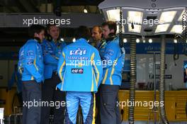 25.04.2006 Silverstone, England, Fernando Alonso (ESP), Renault F1 Team, www.xpb.cc, EMail: info@xpb.cc - copy of publication required for printed pictures. Every used picture is fee-liable. c Copyright: Davenport / xpb.cc