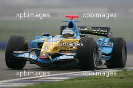 25.04.2006 Silverstone, England, Fernando Alonso (ESP), Renault F1 Team, R26