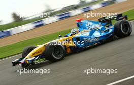 26.04.2006 Silverstone, England, Fernando Alonso (ESP), Renault F1 Team, R26
