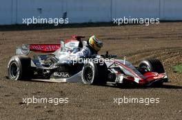 21.09.2006 Silverstone, England,  Lewis Hamilton (GBR), Mclaren Mercedes, after spinning off the circuit