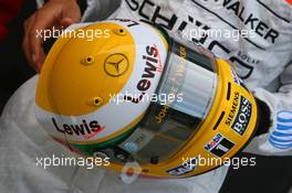 19.09.2006 Silverstone, England,  Lewis Hamilton (GBR), McLaren Mercedes, Helmet