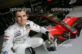 21.04.2006 Imola, Italy,  Pedro de la Rosa (ESP), Test Driver, McLaren Mercedes - Formula 1 World Championship, Rd 4, San Marino Grand Prix, Friday