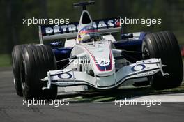 21.04.2006 Imola, Italy,  Jacques Villeneuve (CDN), BMW Sauber F1 Team, F1.06 - Formula 1 World Championship, Rd 4, San Marino Grand Prix, Friday Practice