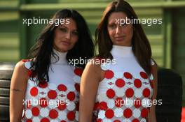 21.04.2006 Imola, Italy,  Martini Girls - Formula 1 World Championship, Rd 4, San Marino Grand Prix, Friday