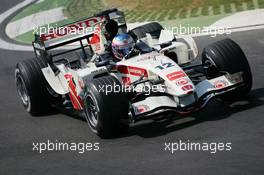 21.04.2006 Imola, Italy,  Jenson Button (GBR), Honda Racing F1 Team, RA106 - Formula 1 World Championship, Rd 4, San Marino Grand Prix, Friday Practice