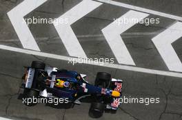 21.04.2006 Imola, Italy,  Robert Doornbos (NED), Test Driver, Red Bull Racing, RB2 - Formula 1 World Championship, Rd 4, San Marino Grand Prix, Friday Practice