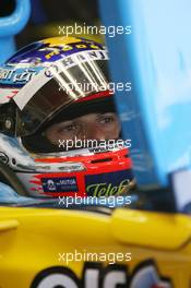 21.04.2006 Imola, Italy,  Giancarlo Fisichella (ITA), Renault F1 Team - Formula 1 World Championship, Rd 4, San Marino Grand Prix, Friday Practice