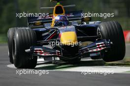 21.04.2006 Imola, Italy,  Robert Doornbos (NED), Test Driver, Red Bull Racing, RB2 - Formula 1 World Championship, Rd 4, San Marino Grand Prix, Friday Practice